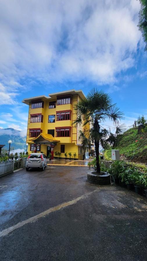Hotel Voyage The Royal Retreat Gangtok Esterno foto