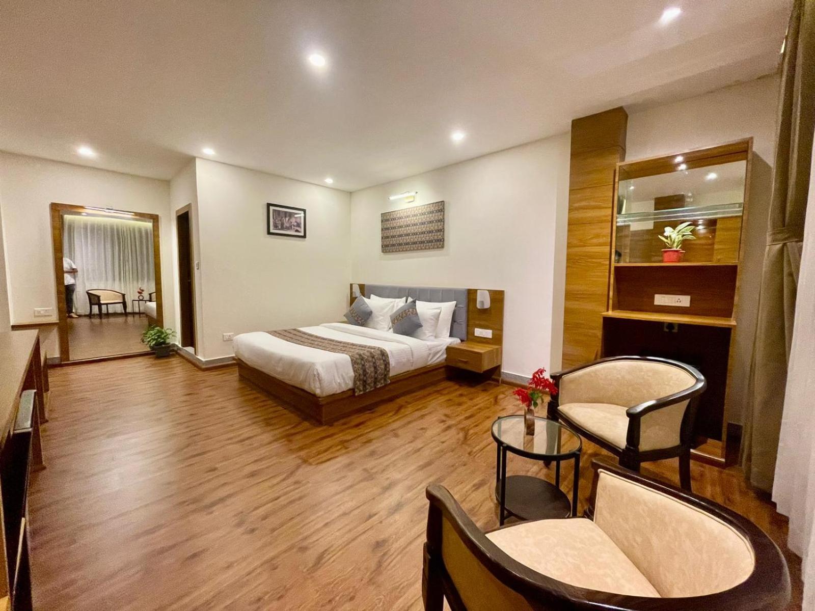 Hotel Voyage The Royal Retreat Gangtok Esterno foto
